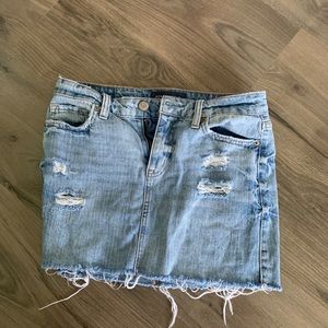 Aeropostale Skirt high rise light wash size 2
